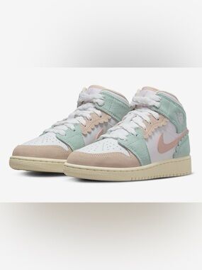 Air Jordan 1 Mid SE GS 'Scalloped Edge'